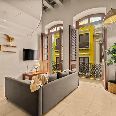 Opal Penthouse - Balcony View 5 Bedrooms